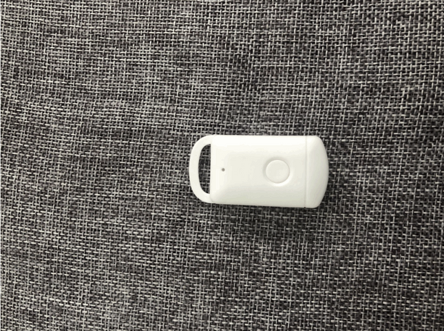 Anti-lost device for the elderly, children and pets - Here 4 you