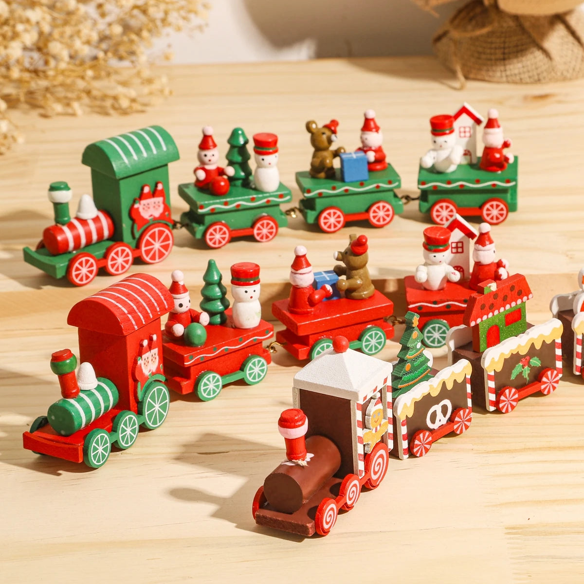 Merry Christmas Train Decor™