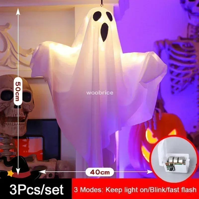 LED Flying Ghosts Halloween Decorations™