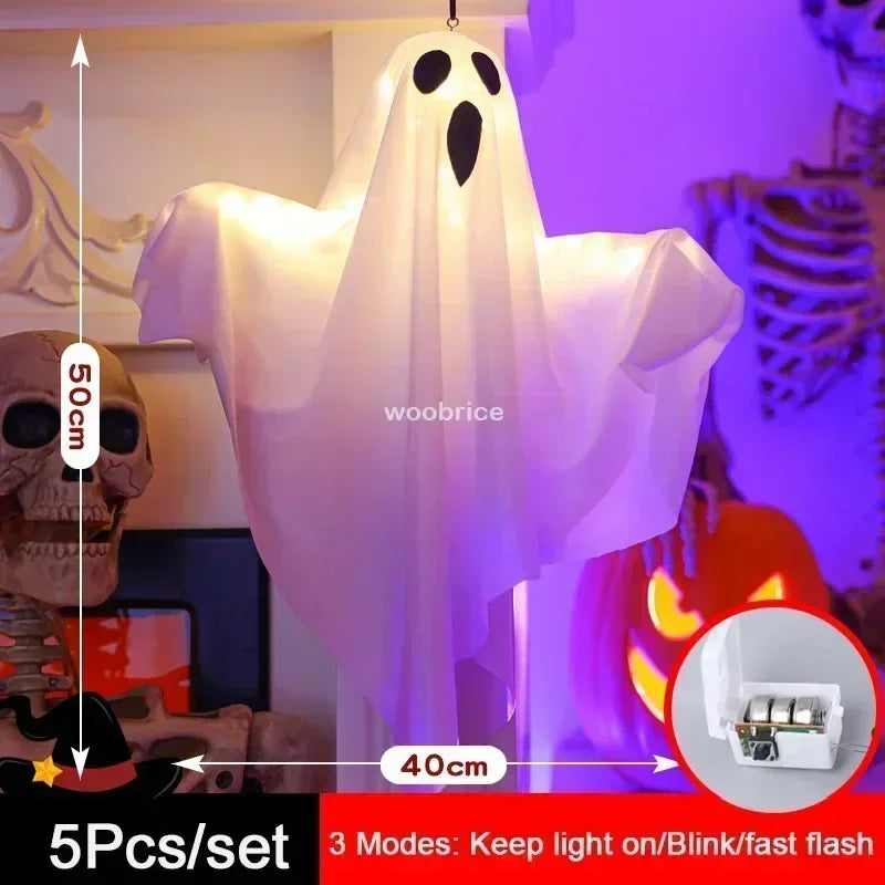 LED Flying Ghosts Halloween Decorations™
