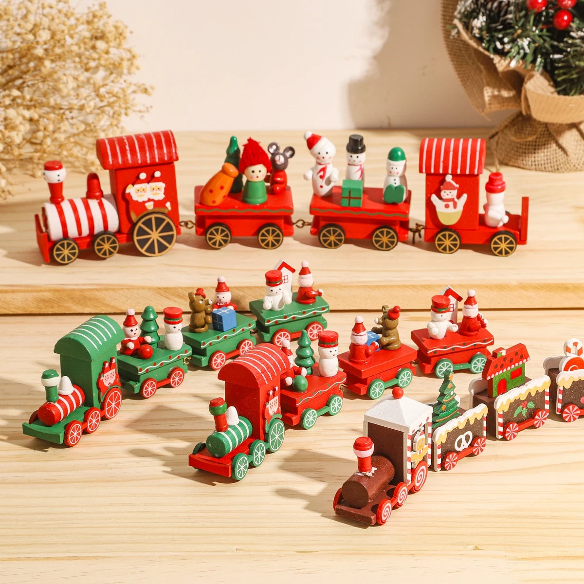 Merry Christmas Train Decor™