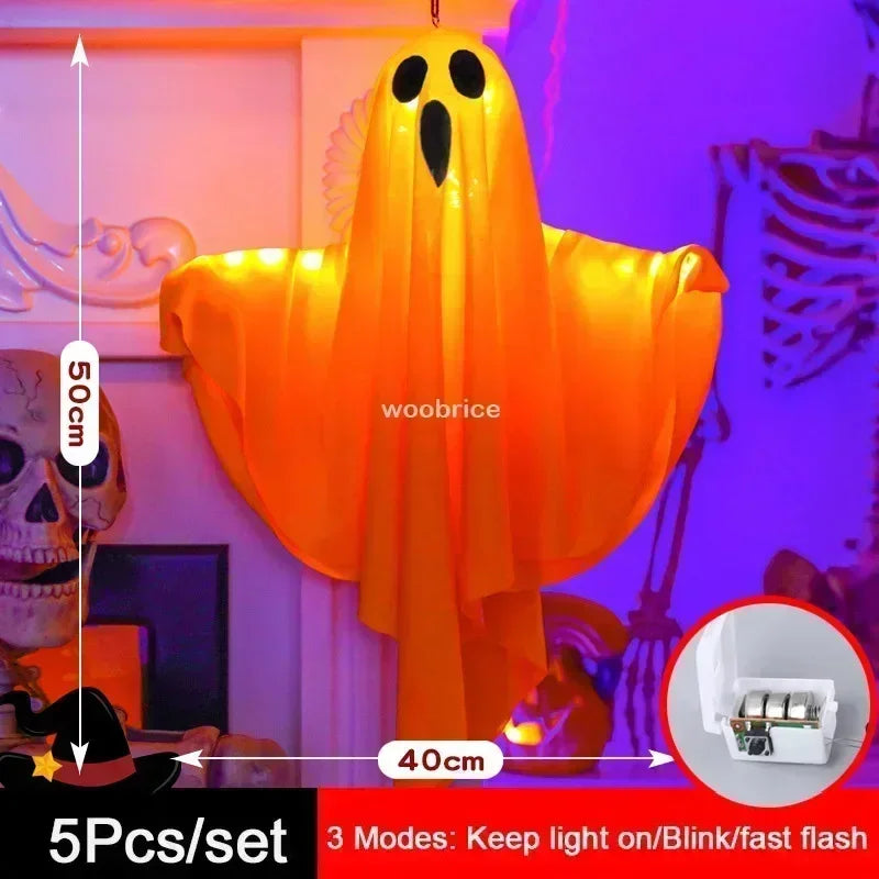 LED Flying Ghosts Halloween Decorations™
